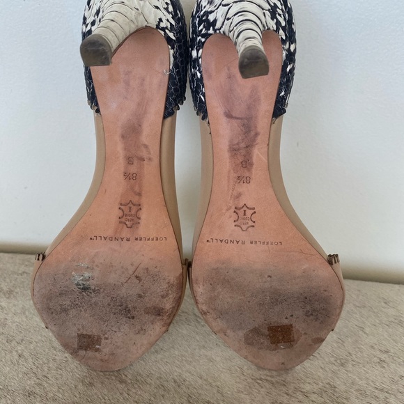 Heels - Picture 3 of 3